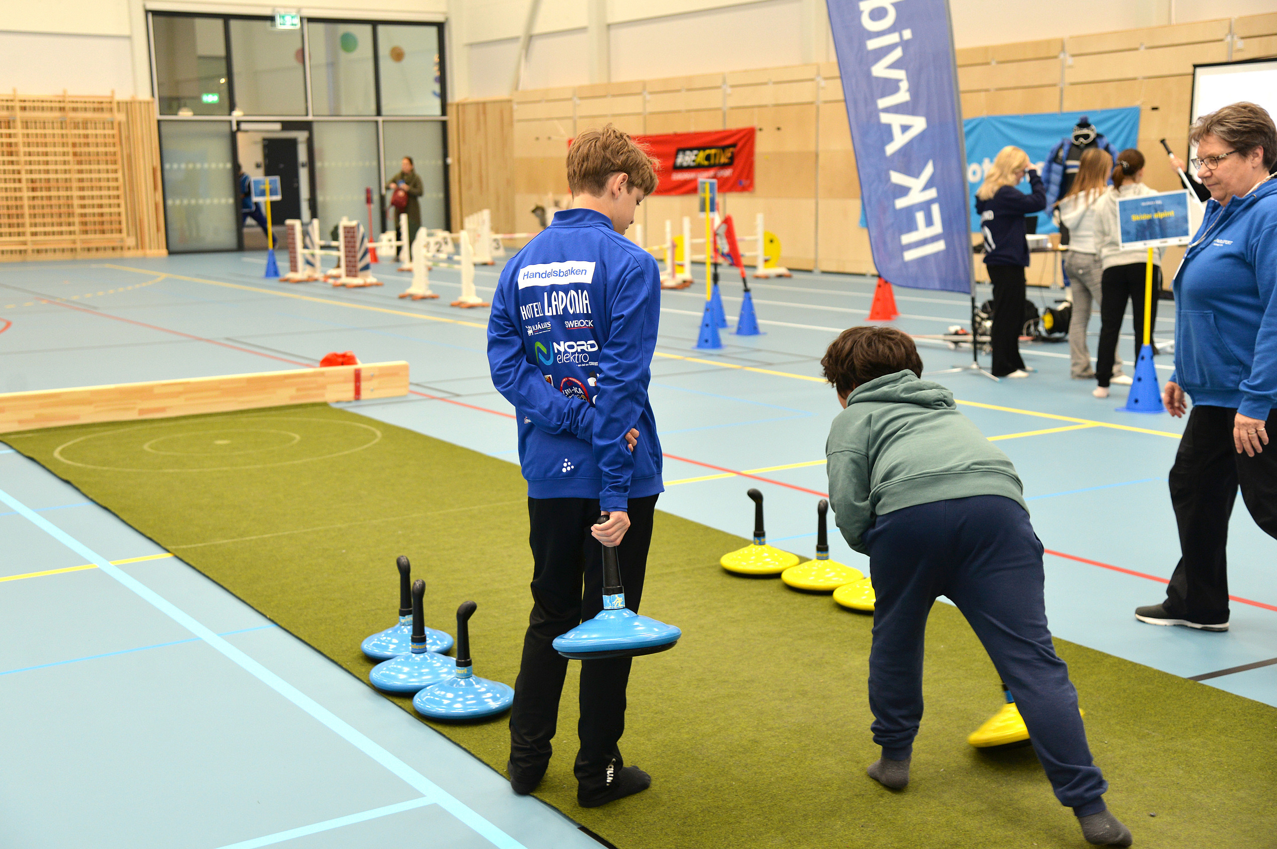 Idrottens Dag, sporthallen, Sisu Norrbotten,