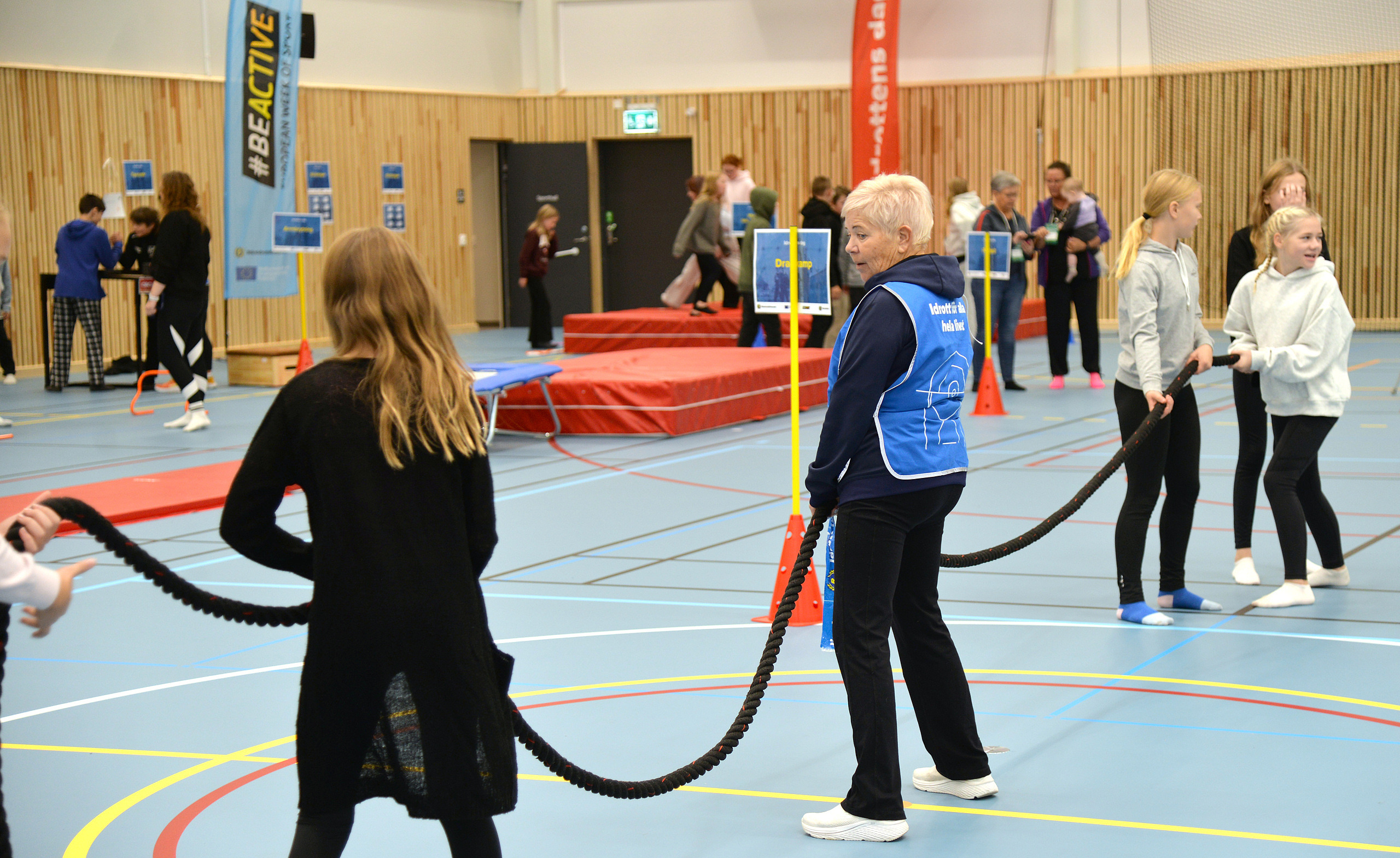 Idrottens Dag, sporthallen, Sisu Norrbotten,