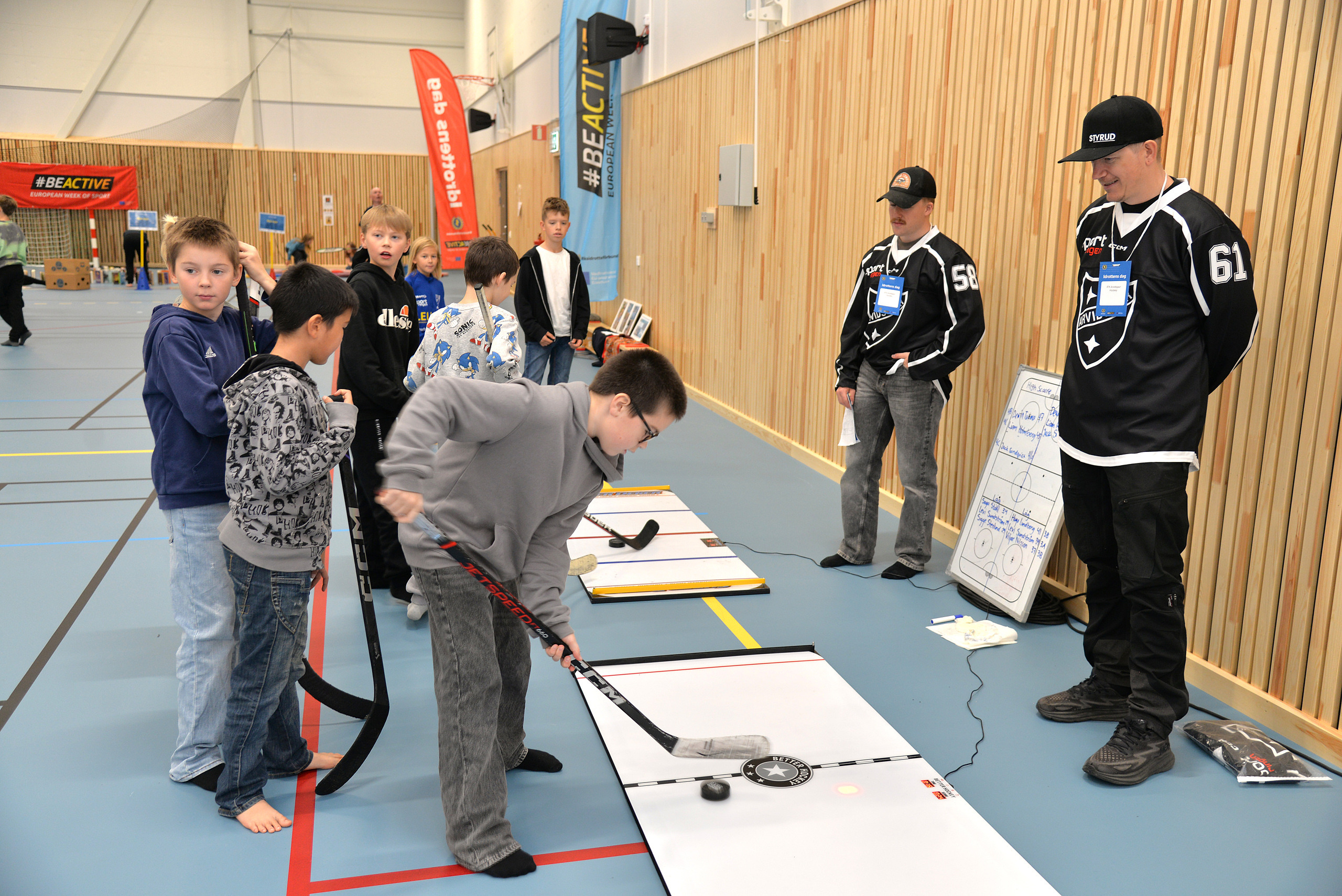 Idrottens Dag, sporthallen, Sisu Norrbotten,