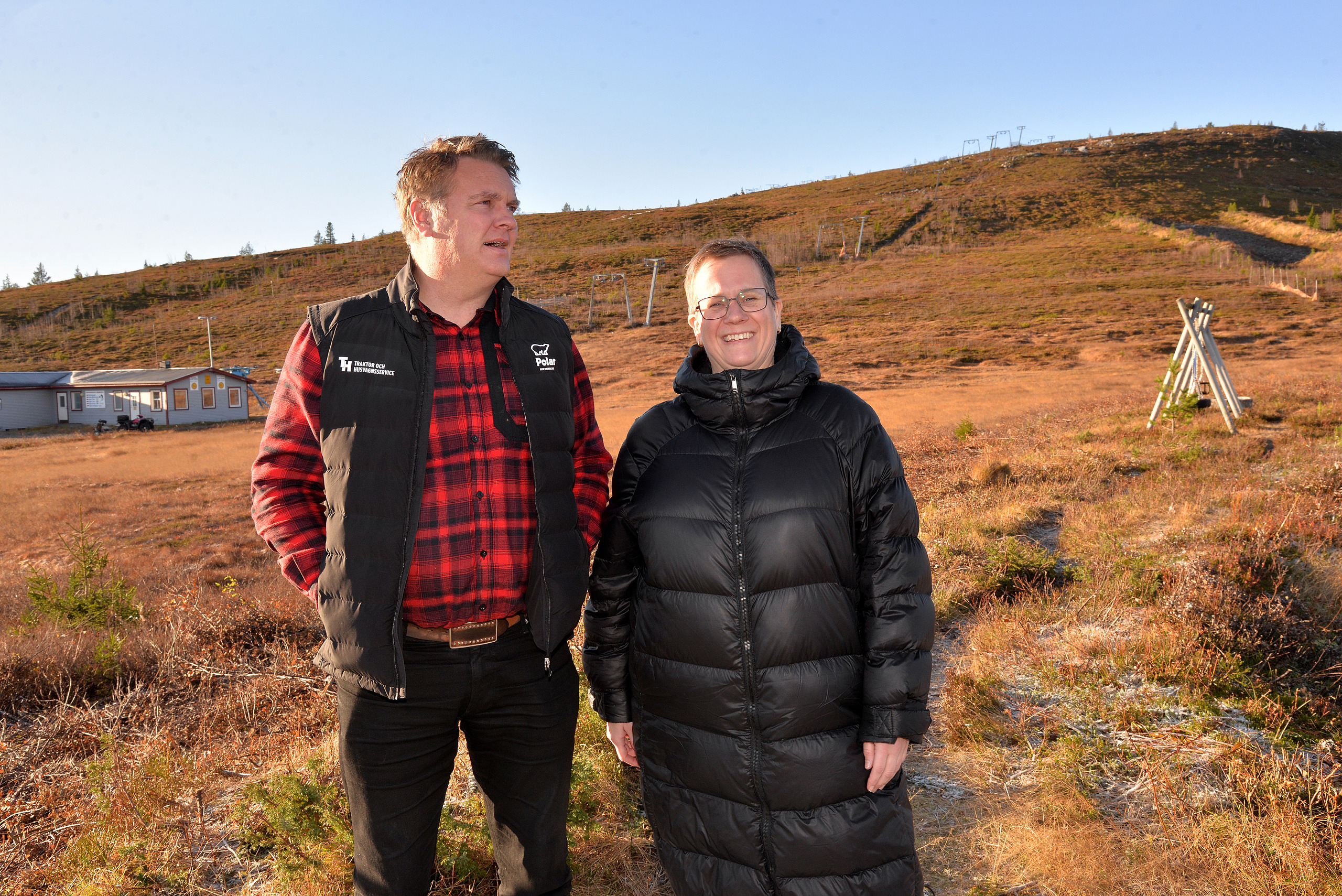 Vittjåkk, liften till Lilla fjället öppnar! Tomas Andersson och Erika Carlberg,