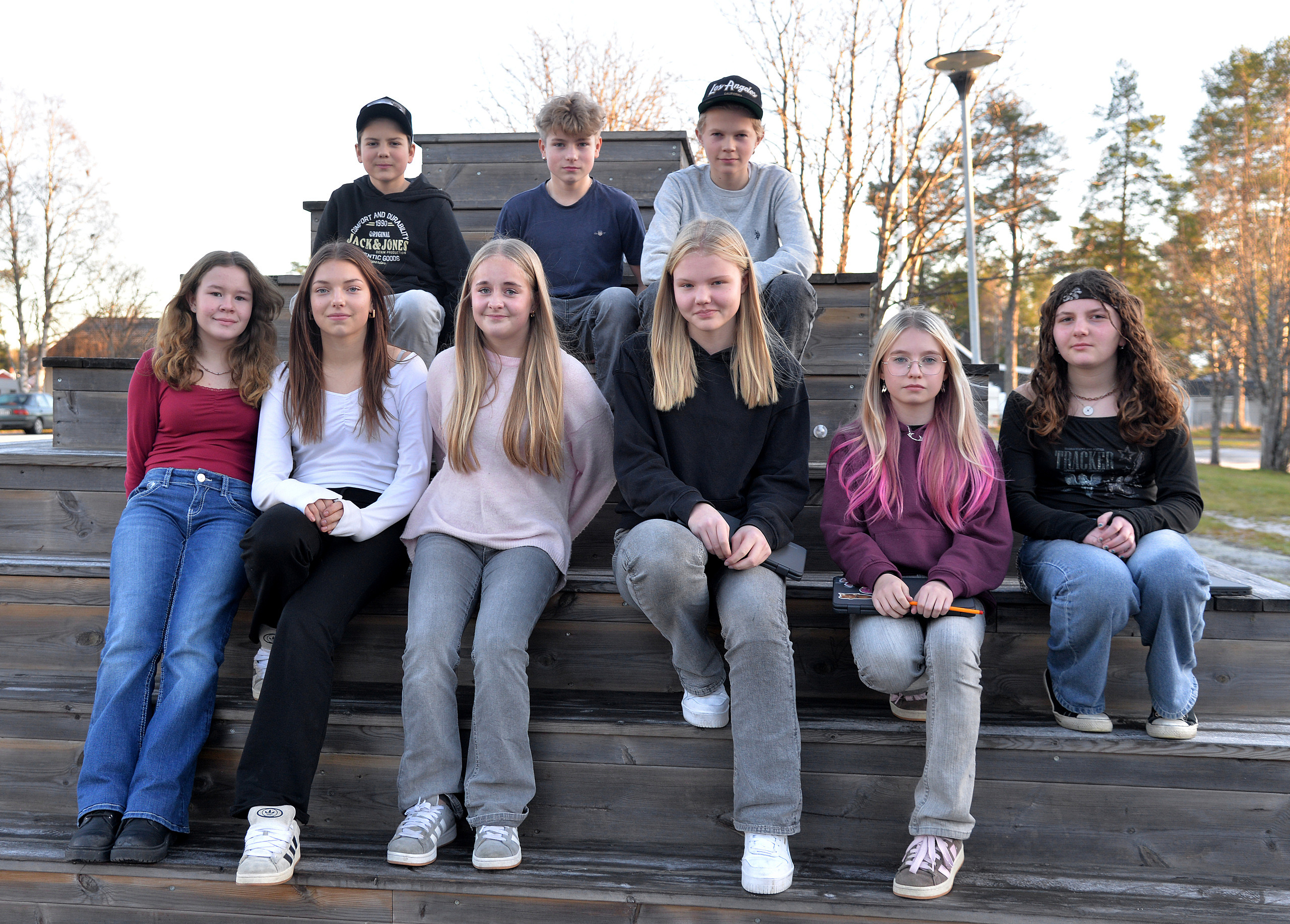 Fridhemsskolan, elever åker på utbytesresa till Tallin, Estland. längst ner fr v: och penny Berggren och Edla Erks