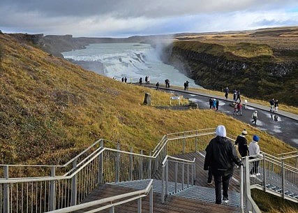 Skolungdomar på Island